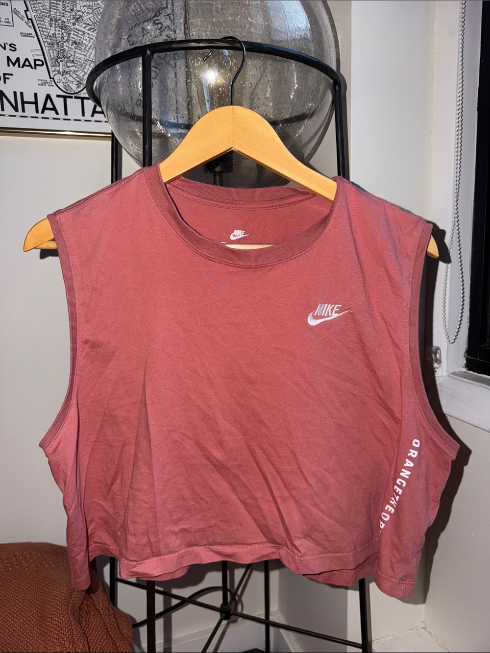 Orangetheory Nike Women’s Rose Sleeveless Crop Tank - Large